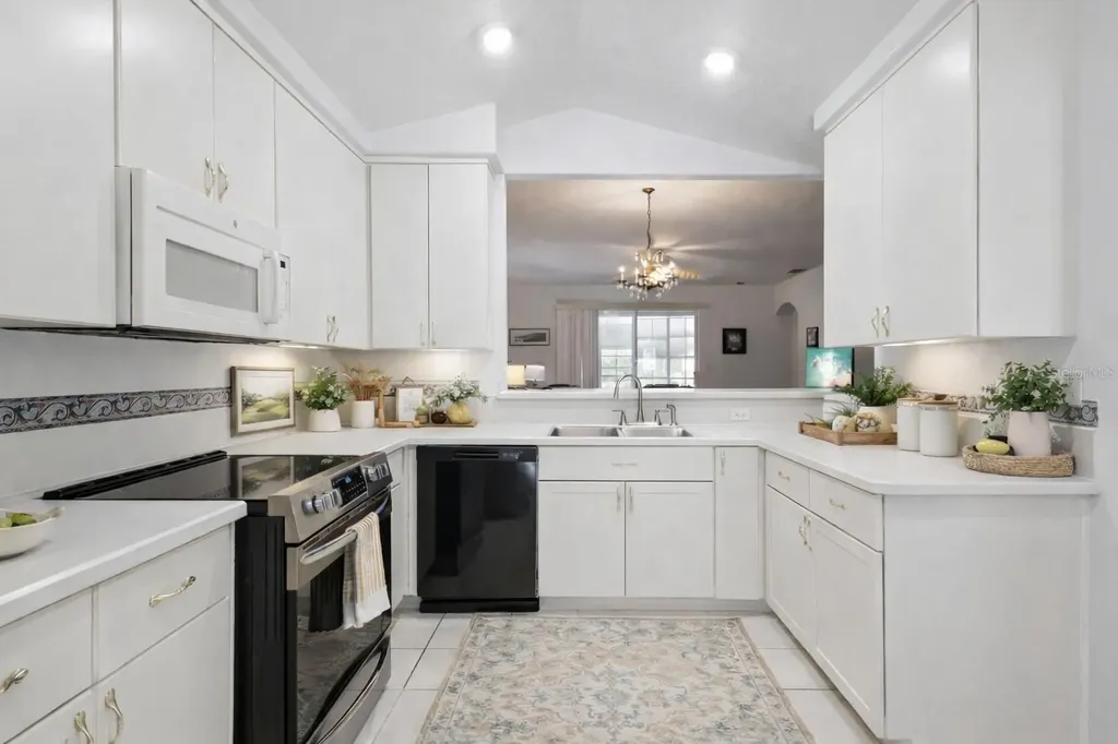 5964 Brittania Boulevard Tavares FL 32778