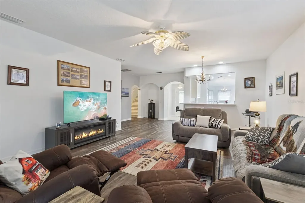 5964 Brittania Boulevard Tavares FL 32778