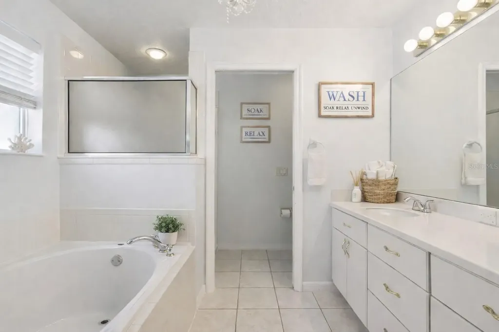 5964 Brittania Boulevard Tavares FL 32778