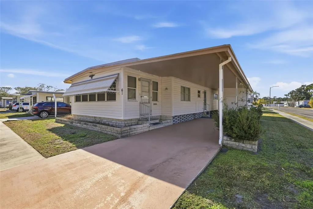 6100 62nd Avenue N Pinellas Park FL 33781