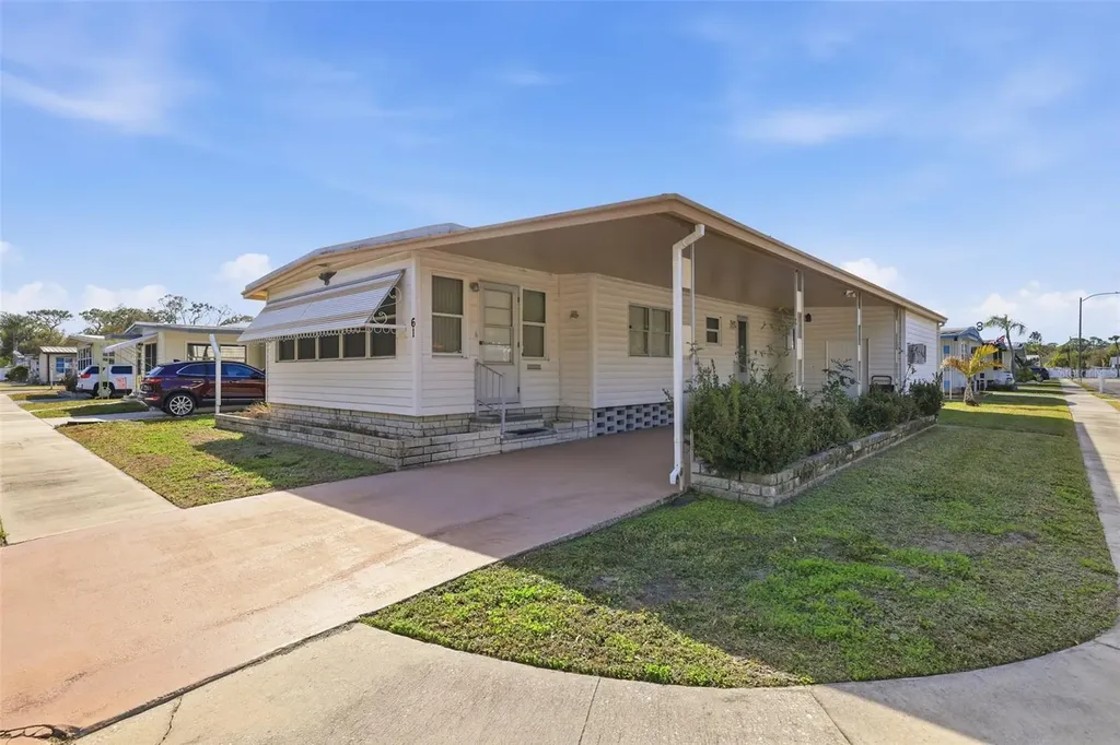 6100 62nd Avenue N Pinellas Park FL 33781