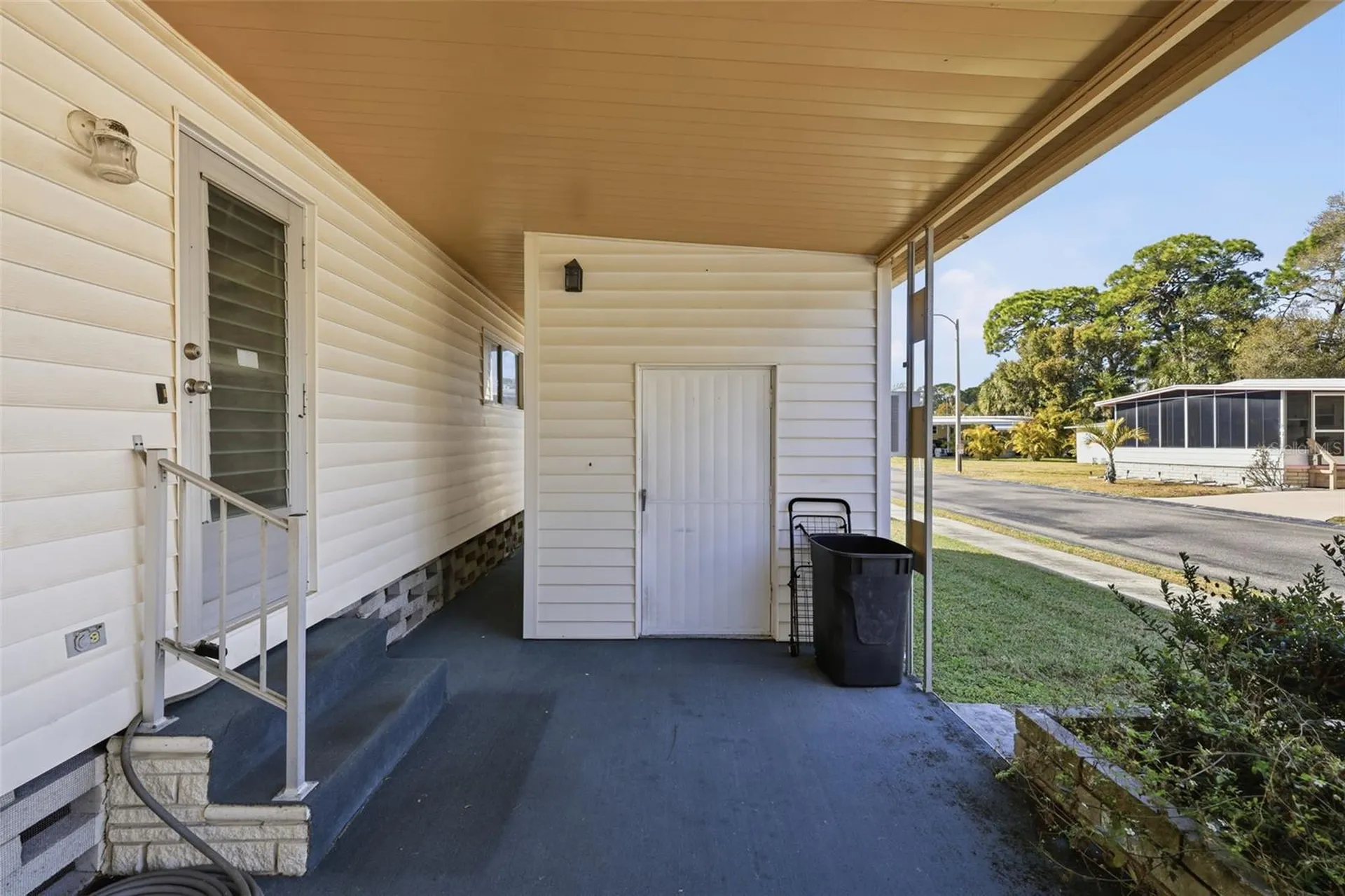 6100 62nd Avenue N Pinellas Park FL 33781