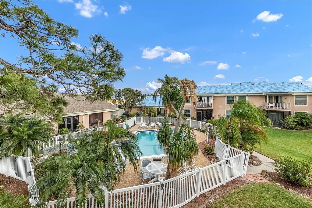 6238 7th Avenue W Bradenton FL 34209