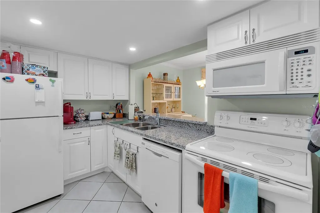 6238 7th Avenue W Bradenton FL 34209