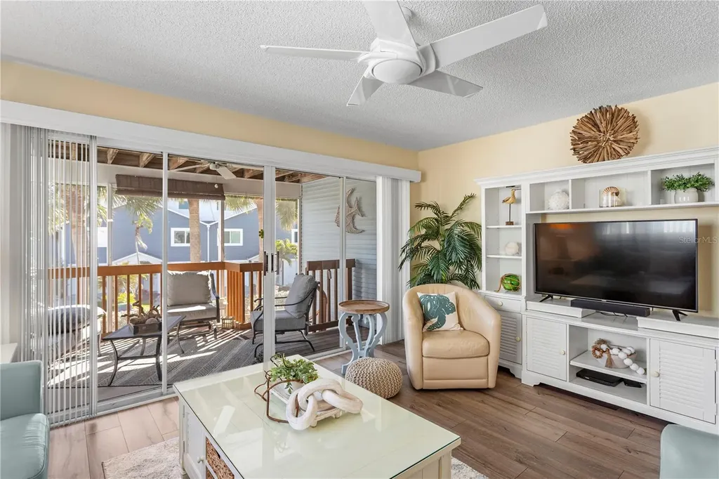 911 Harbour House Drive Indian Rocks Beach FL 33785