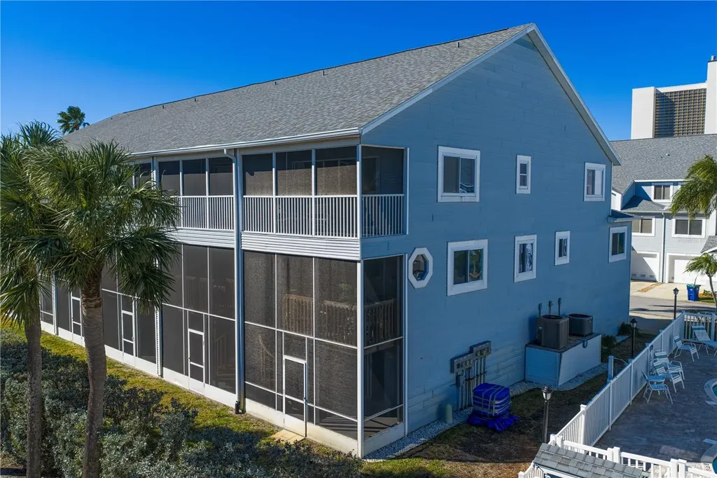 911 Harbour House Drive Indian Rocks Beach FL 33785