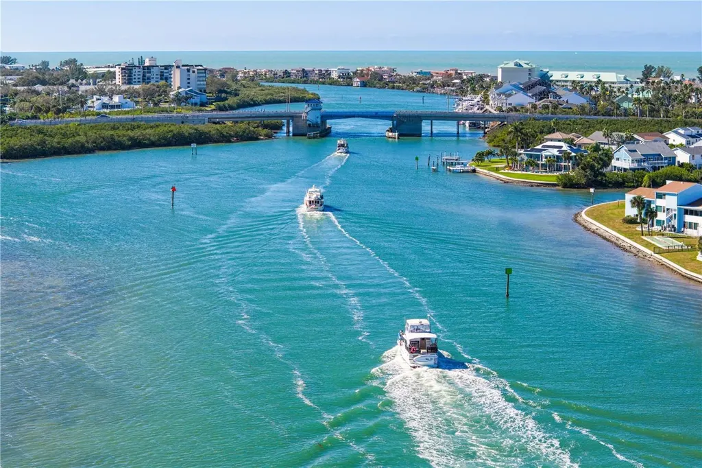 911 Harbour House Drive Indian Rocks Beach FL 33785