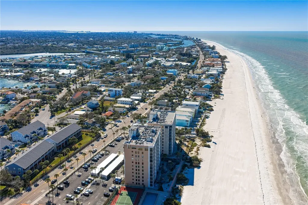 911 Harbour House Drive Indian Rocks Beach FL 33785