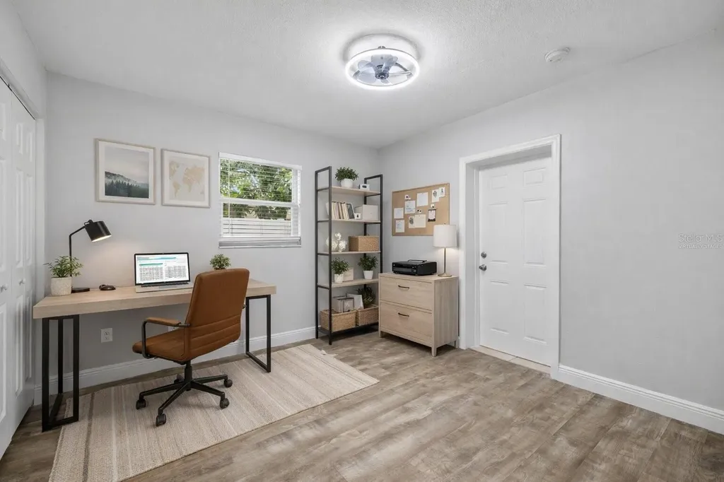 5698 38th Avenue N St Petersburg FL 33710