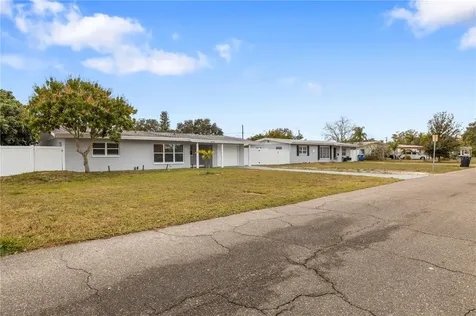 5698 38th Avenue N St Petersburg FL 33710