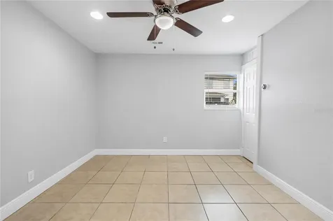 5698 38th Avenue N St Petersburg FL 33710