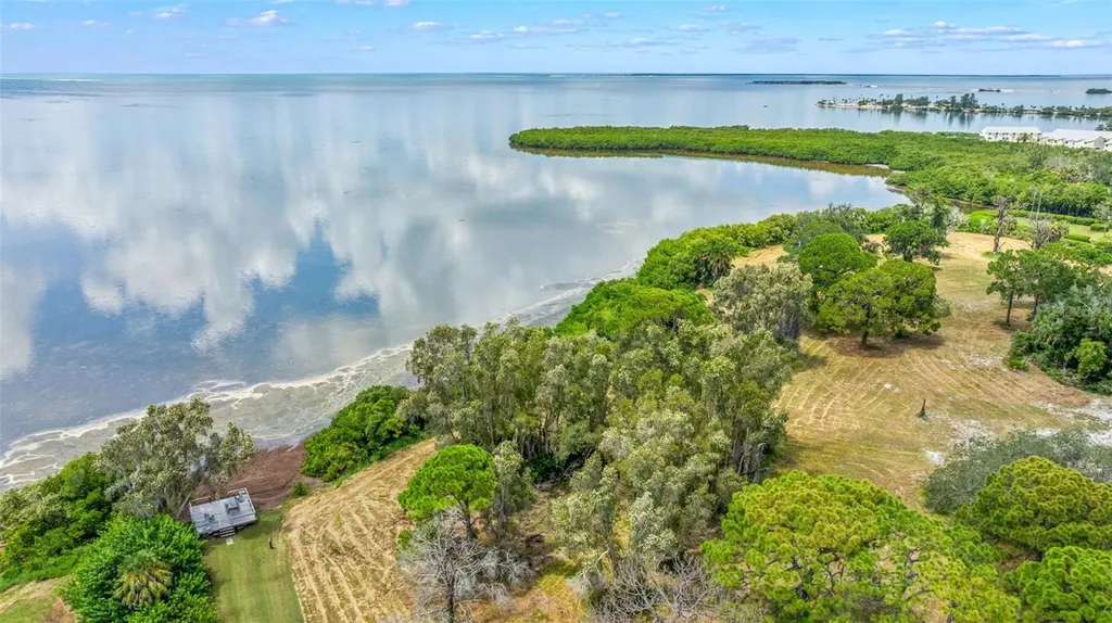402 Tarpon Point Tarpon Springs FL 34689