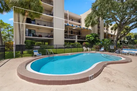 402 Tarpon Point Tarpon Springs FL 34689