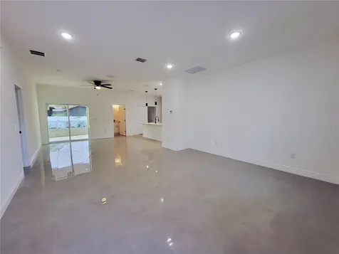 1620 Welland Street SE Palm Bay FL 32909