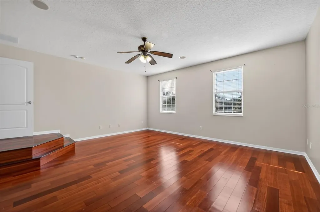 107 Wekiva Pointe Circle Apopka FL 32712