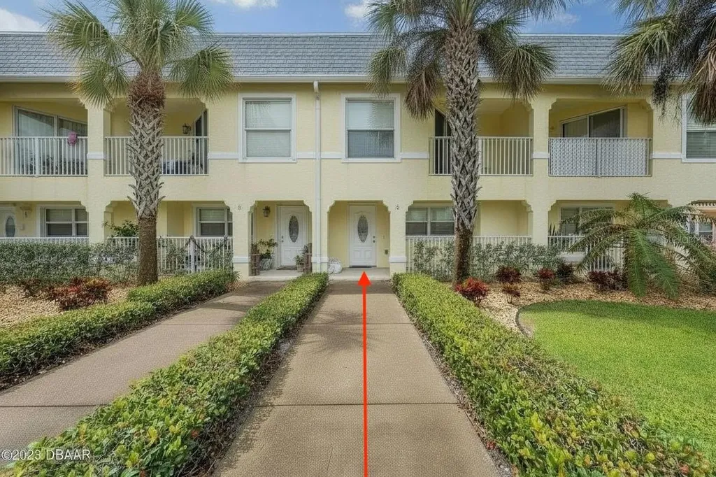 3733 Cardinal Boulevard Daytona Beach FL 32118