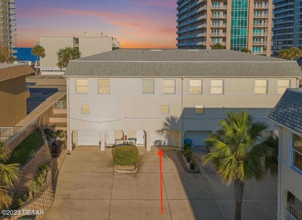 3733 Cardinal Boulevard Daytona Beach FL 32118