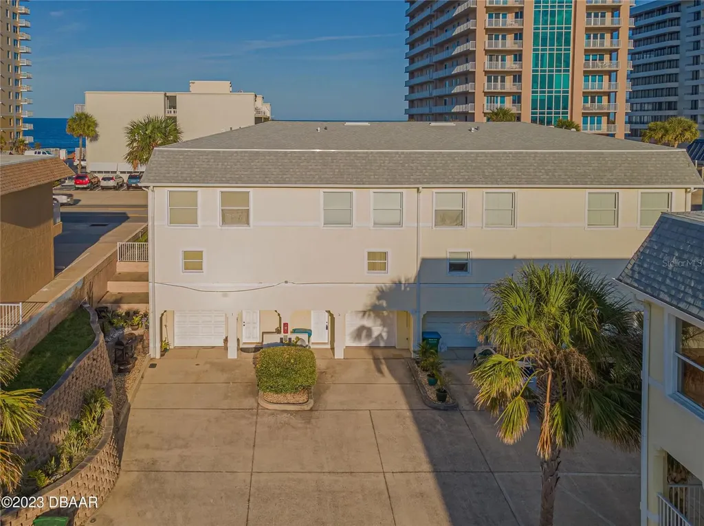 3733 Cardinal Boulevard Daytona Beach FL 32118