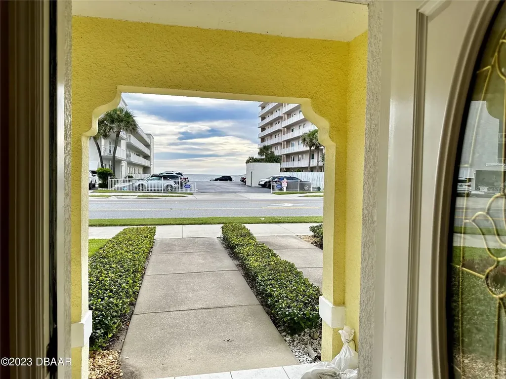 3733 Cardinal Boulevard Daytona Beach FL 32118