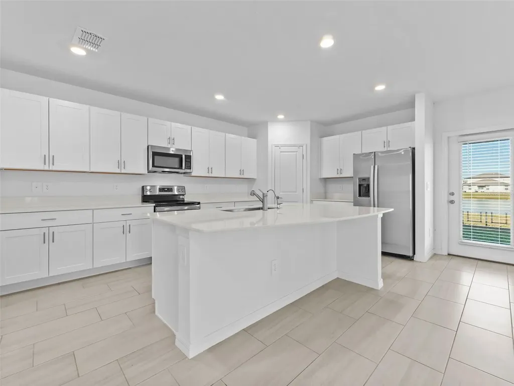 11628 Radiant Shore Loop San Antonio FL 33576