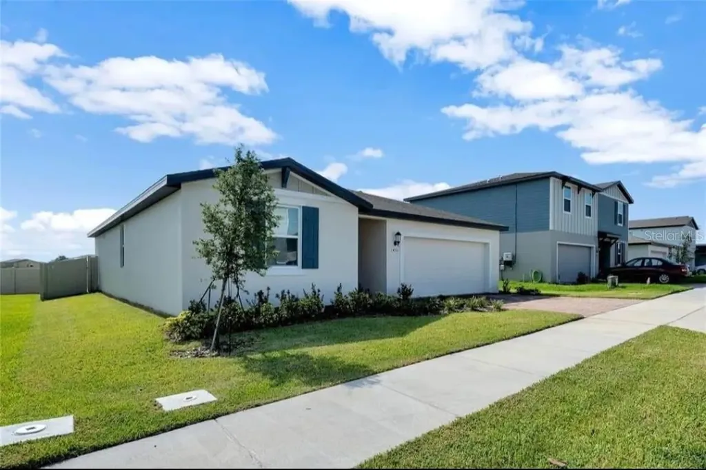 1431 Saguaro Street Davenport FL 33837