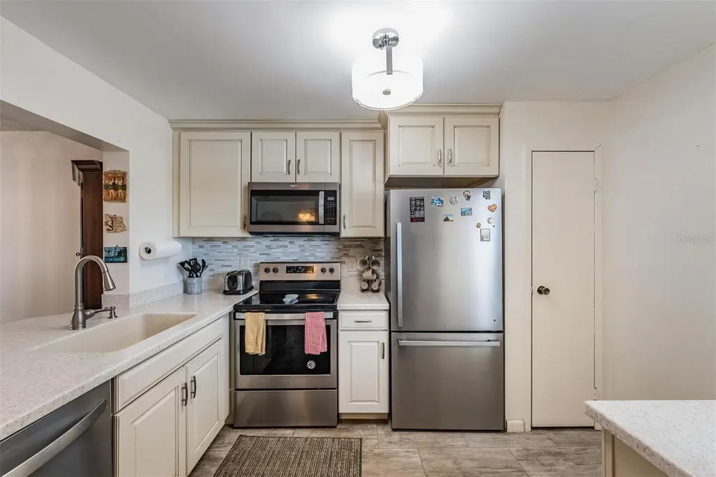 12300 Vonn Road Largo FL 33774