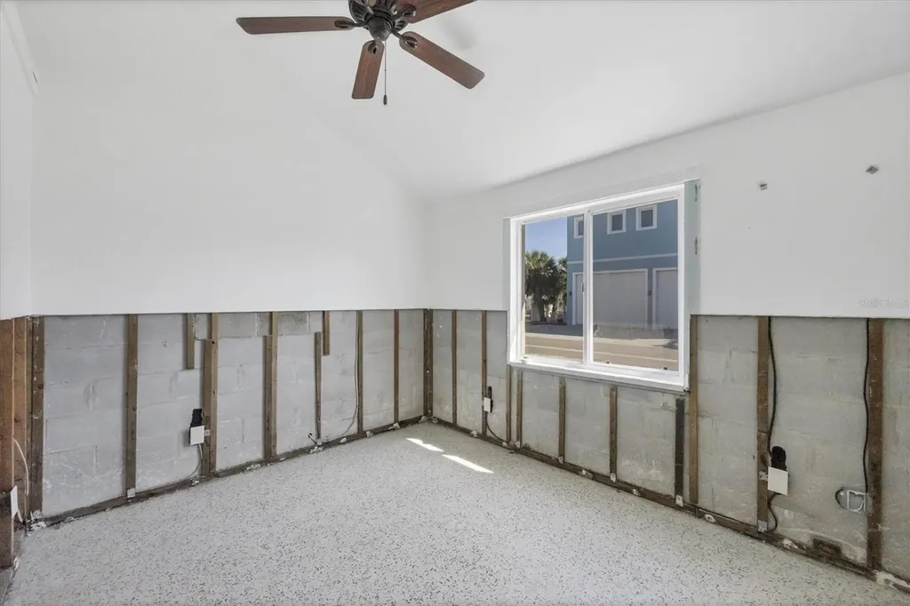 651 Jungle Queen Way Longboat Key FL 34228