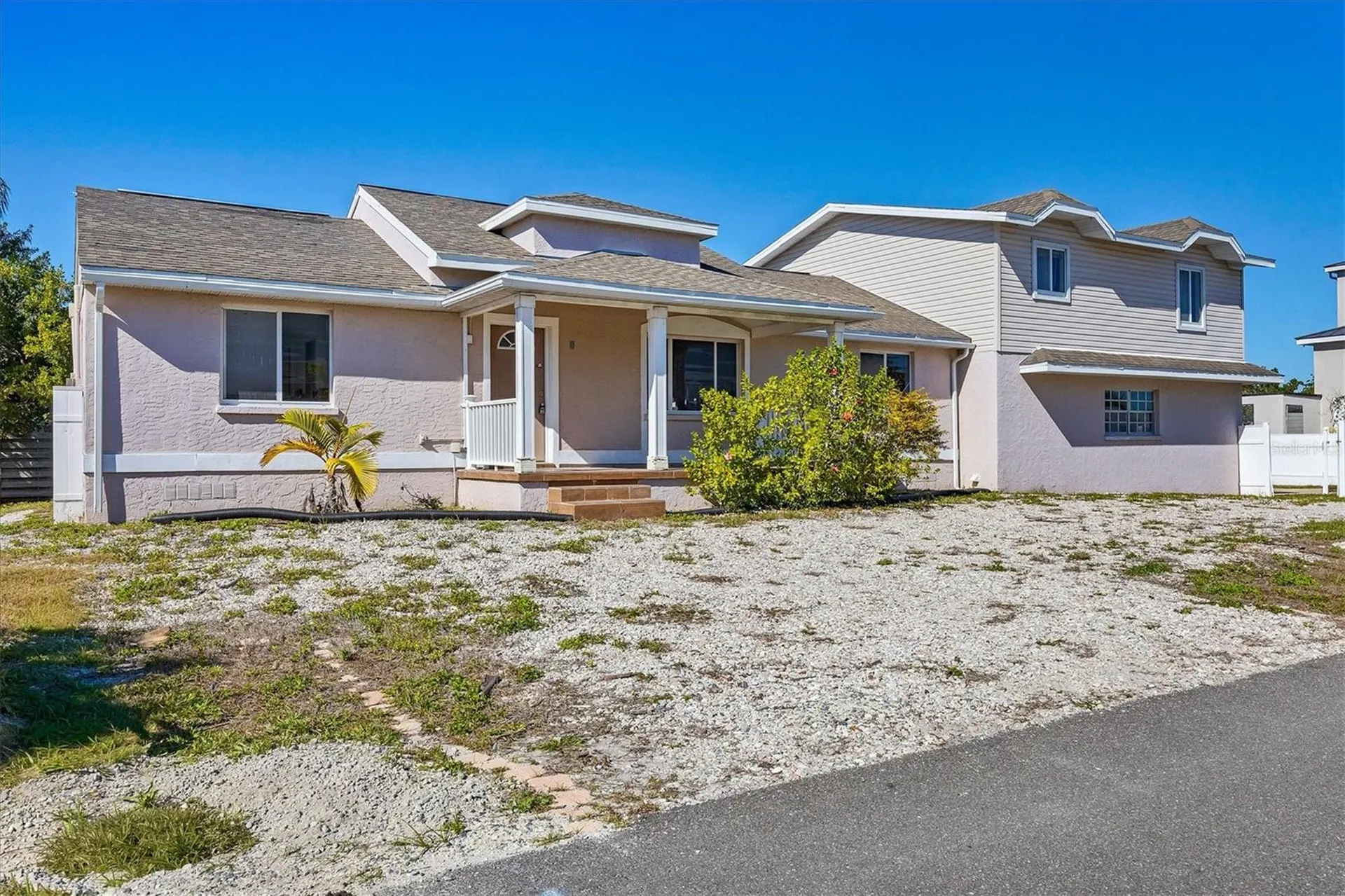 651 Jungle Queen Way Longboat Key FL 34228