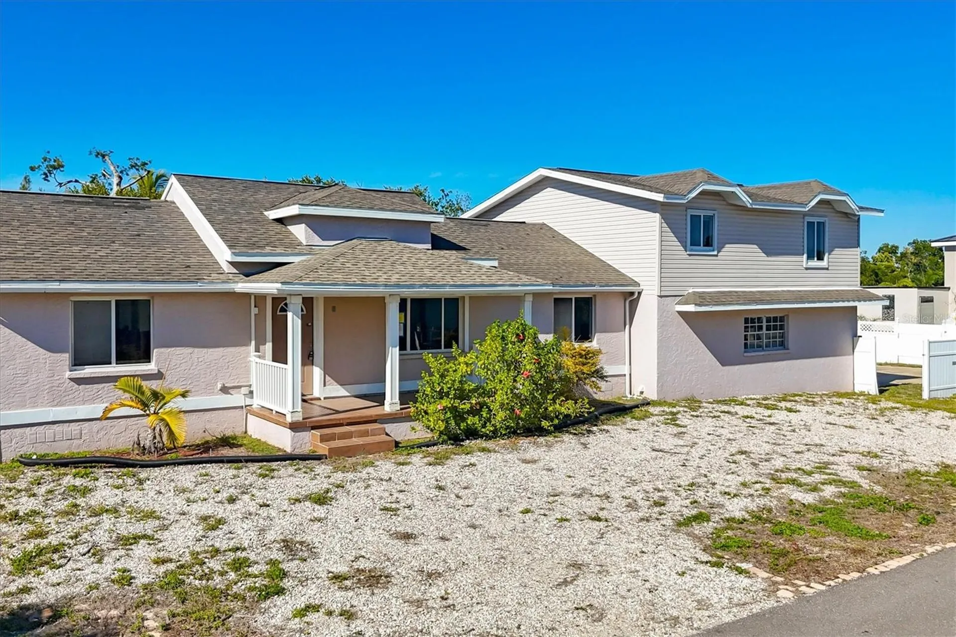 651 Jungle Queen Way Longboat Key FL 34228