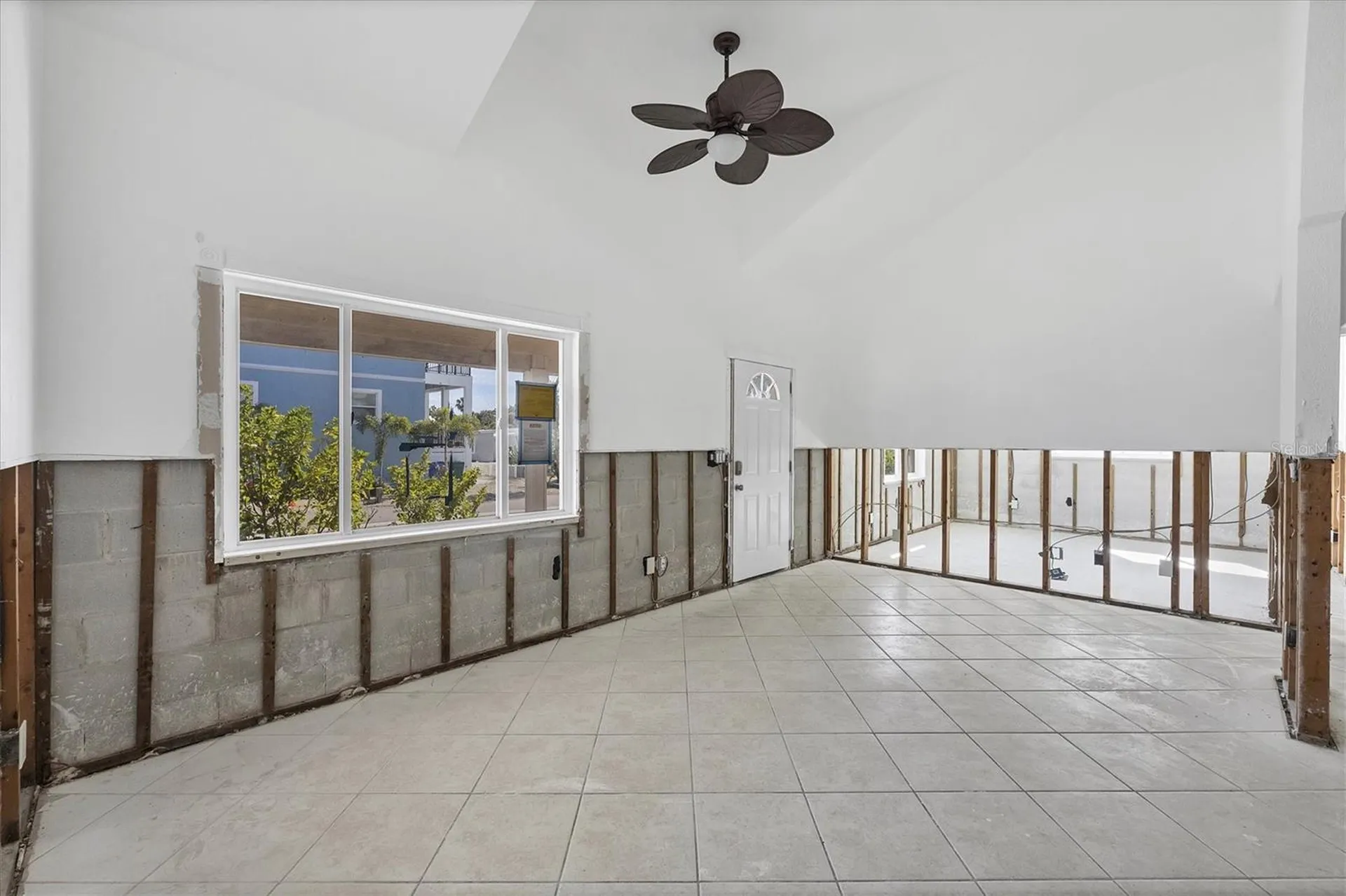 651 Jungle Queen Way Longboat Key FL 34228