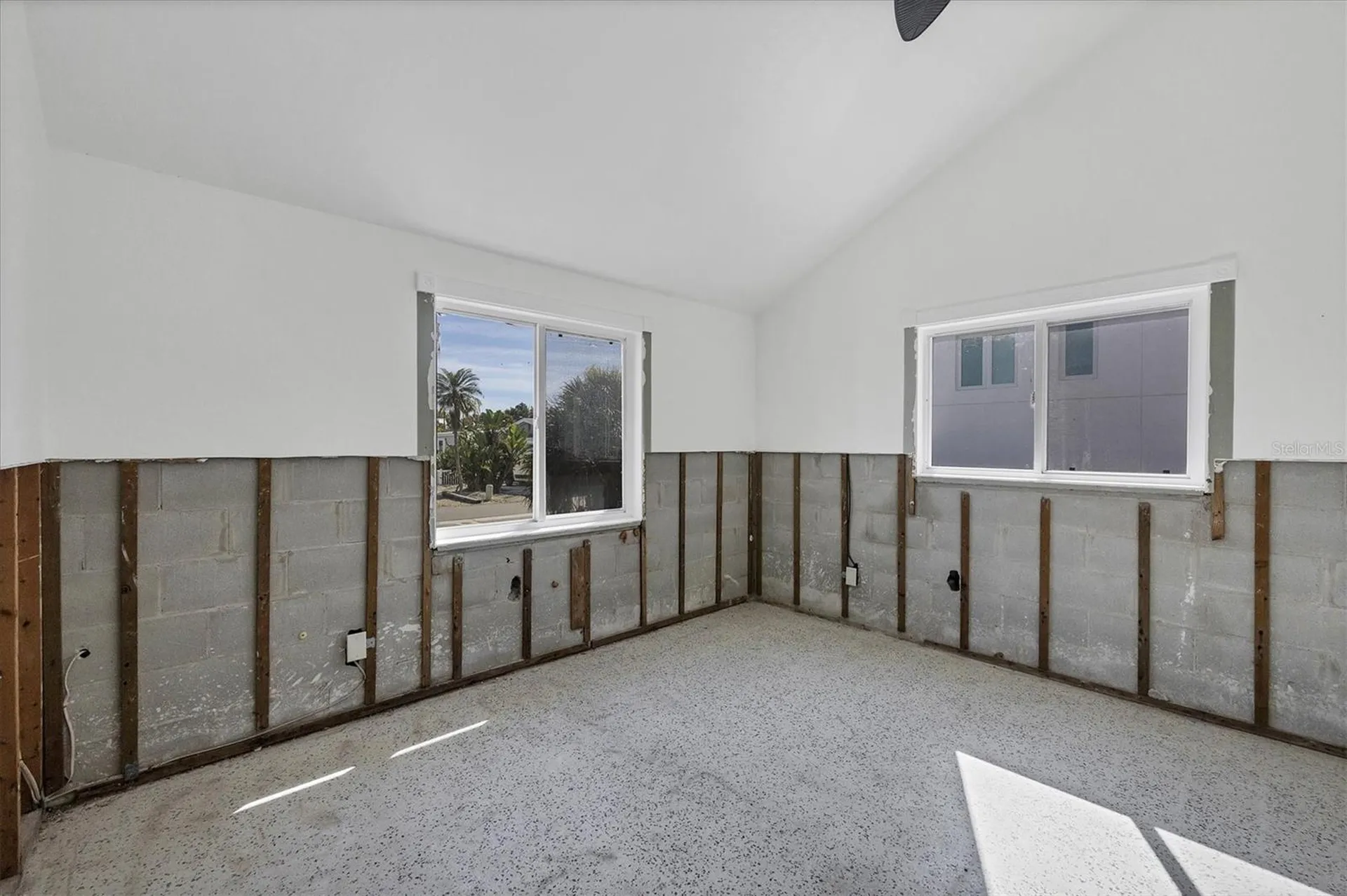 651 Jungle Queen Way Longboat Key FL 34228