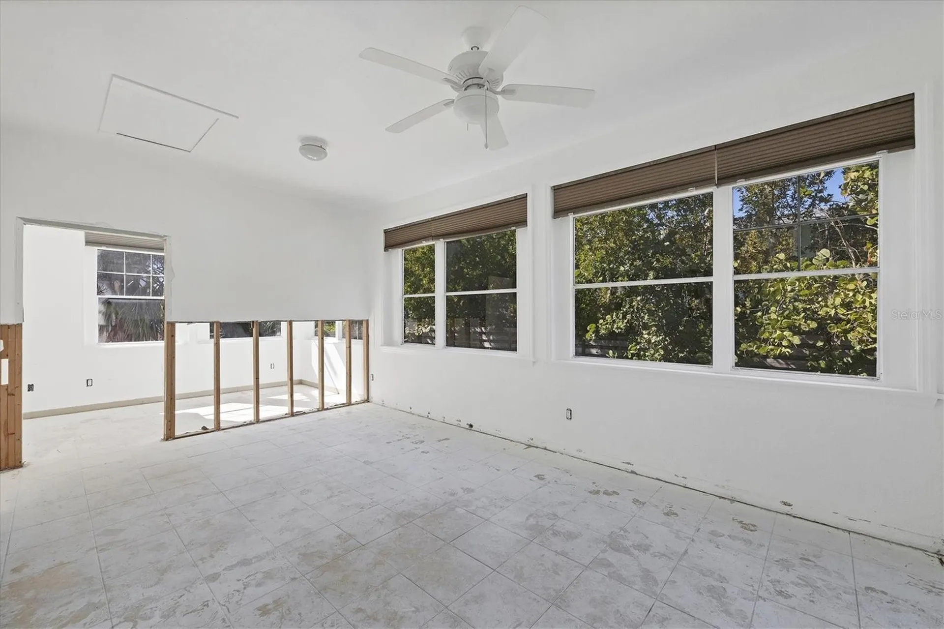 651 Jungle Queen Way Longboat Key FL 34228