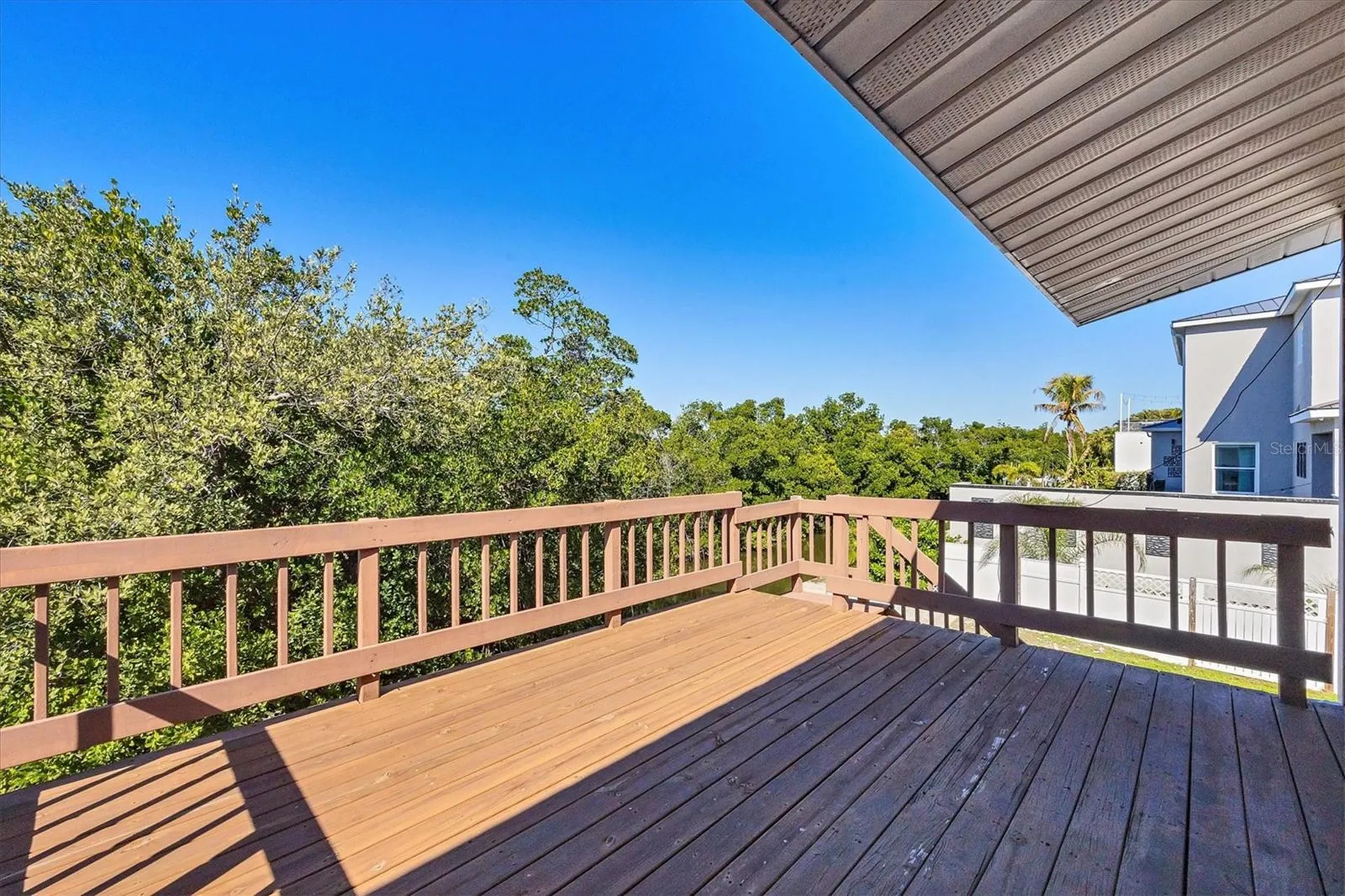 651 Jungle Queen Way Longboat Key FL 34228