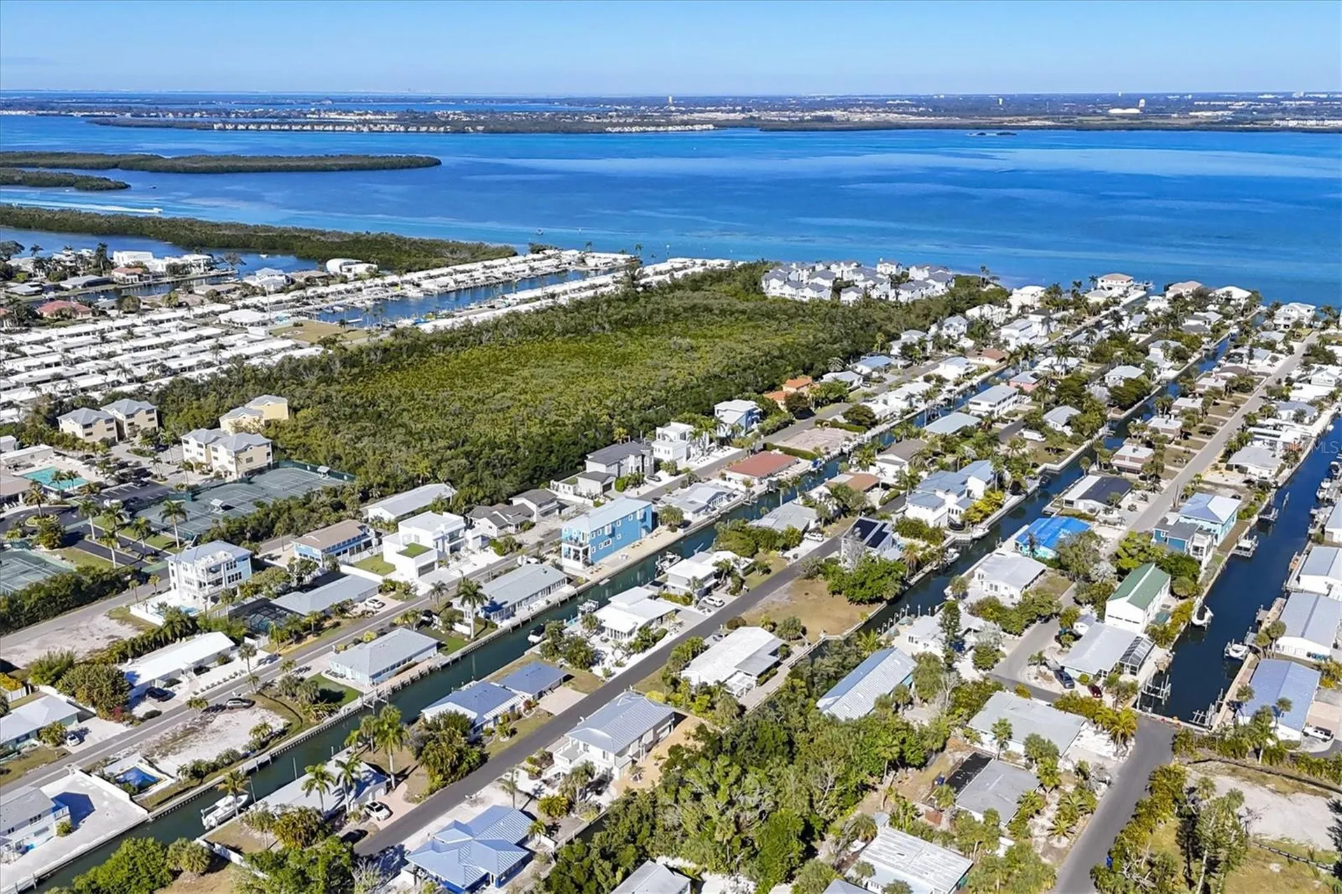651 Jungle Queen Way Longboat Key FL 34228