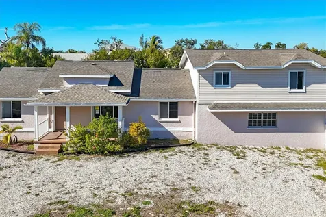 651 Jungle Queen Way Longboat Key FL 34228