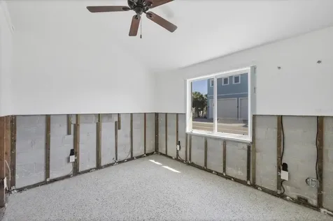 651 Jungle Queen Way Longboat Key FL 34228
