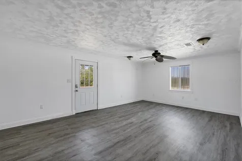 651 Jungle Queen Way Longboat Key FL 34228