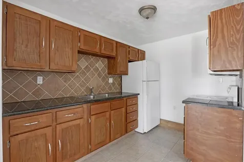 651 Jungle Queen Way Longboat Key FL 34228