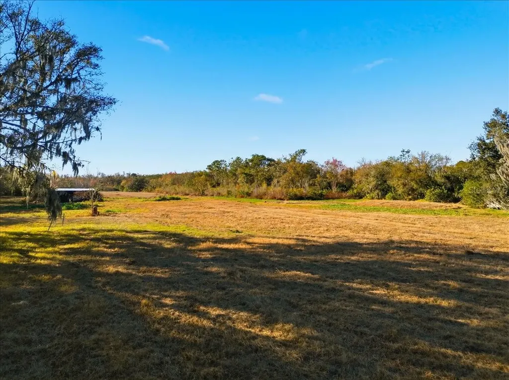 2016 Thornhill Road Auburndale FL 33823