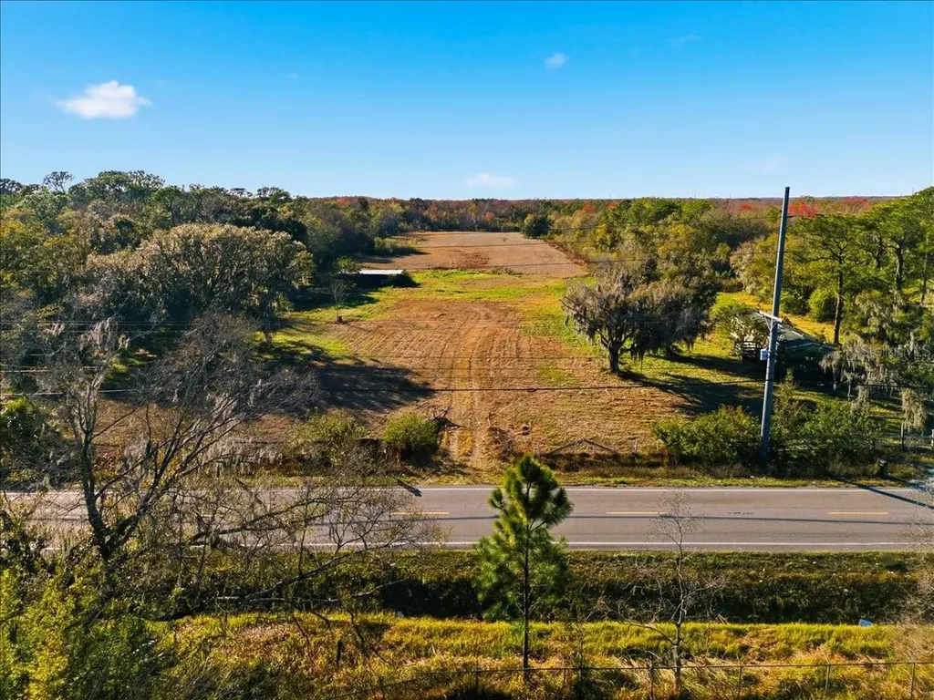 2016 Thornhill Road Auburndale FL 33823