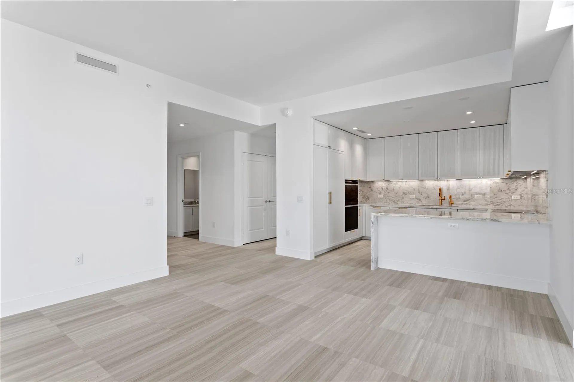 3015 S Ysabella Avenue Tampa FL 33629
