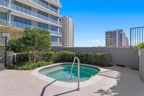 3015 S Ysabella Avenue Tampa FL 33629