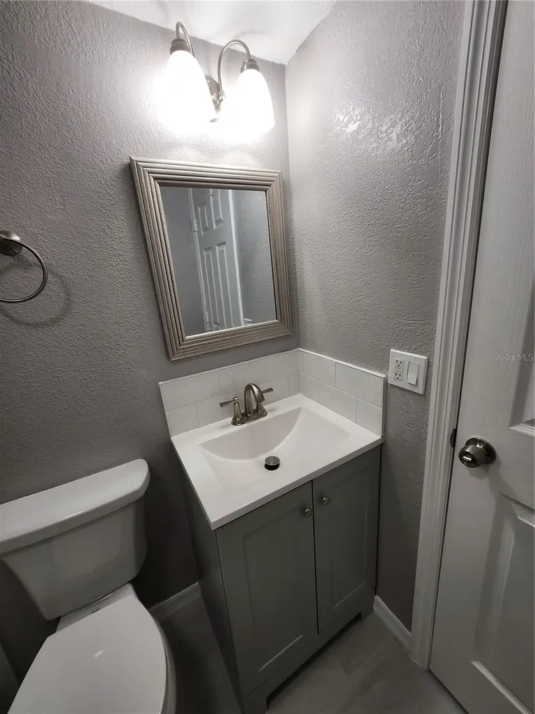 5541 Bay Boulevard Port Richey FL 34668