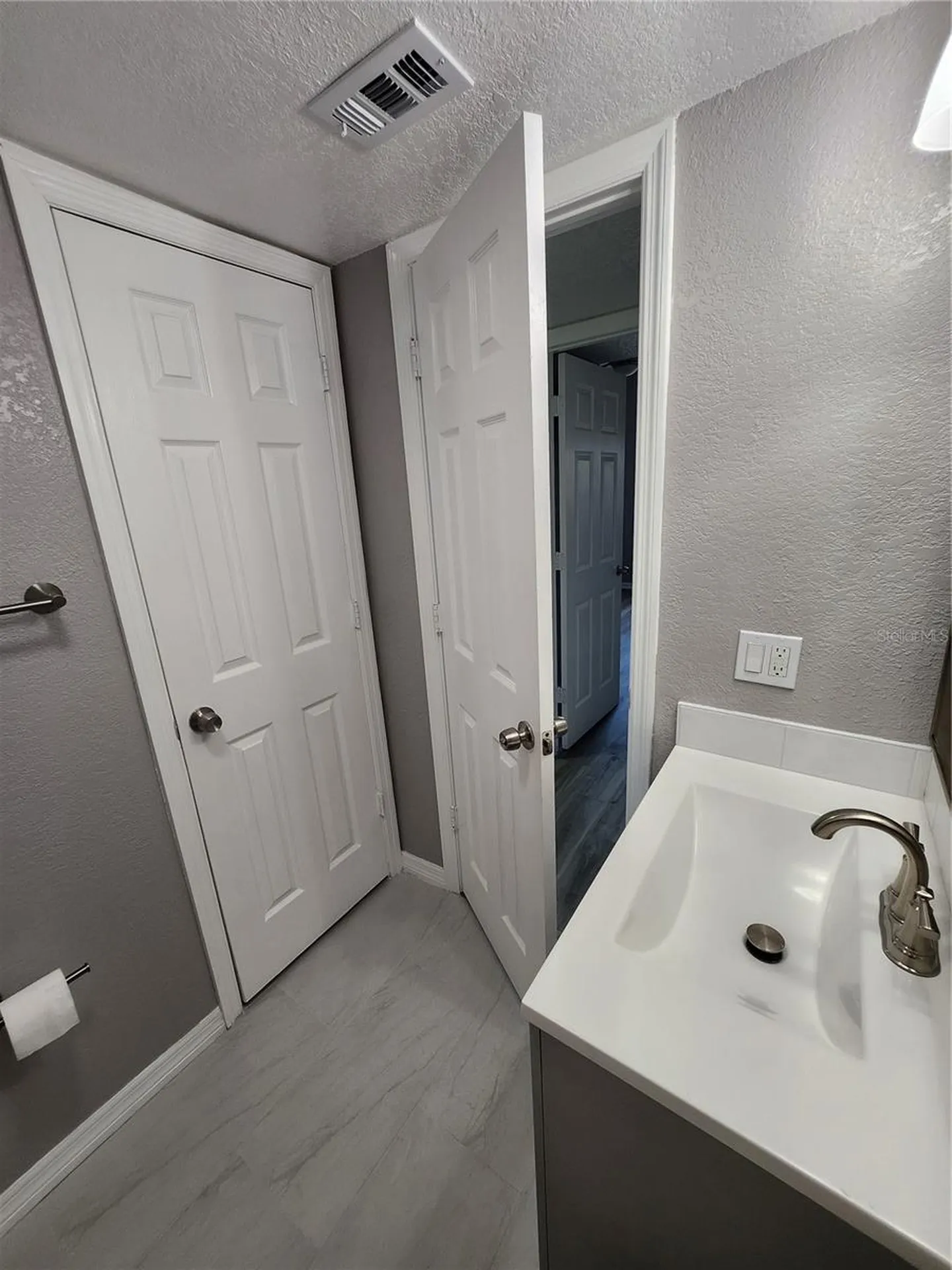 5541 Bay Boulevard Port Richey FL 34668