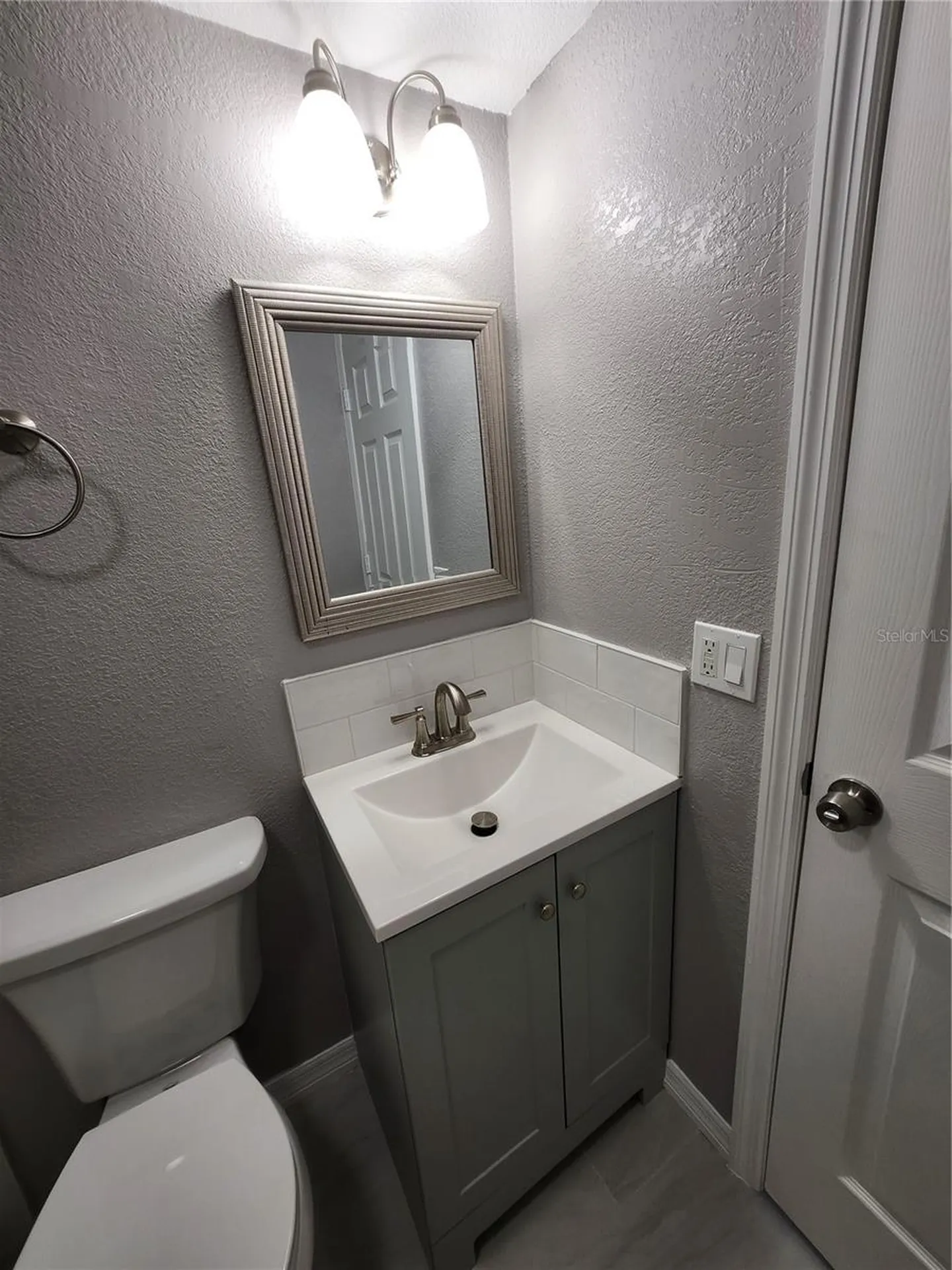 5541 Bay Boulevard Port Richey FL 34668