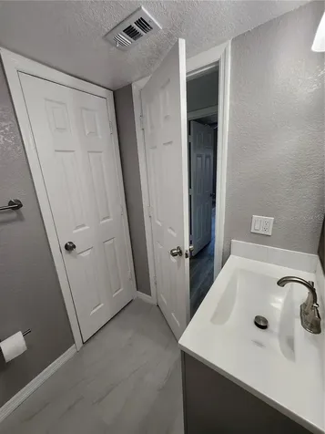 5541 Bay Boulevard Port Richey FL 34668