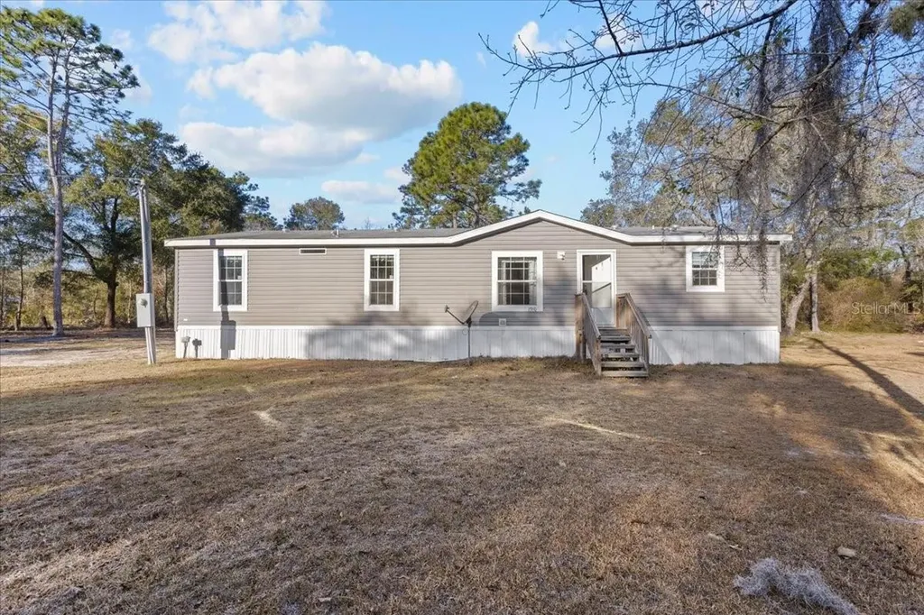 1910 NE 155th Court Williston FL 32696