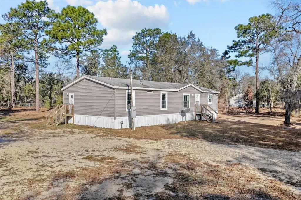 1910 NE 155th Court Williston FL 32696