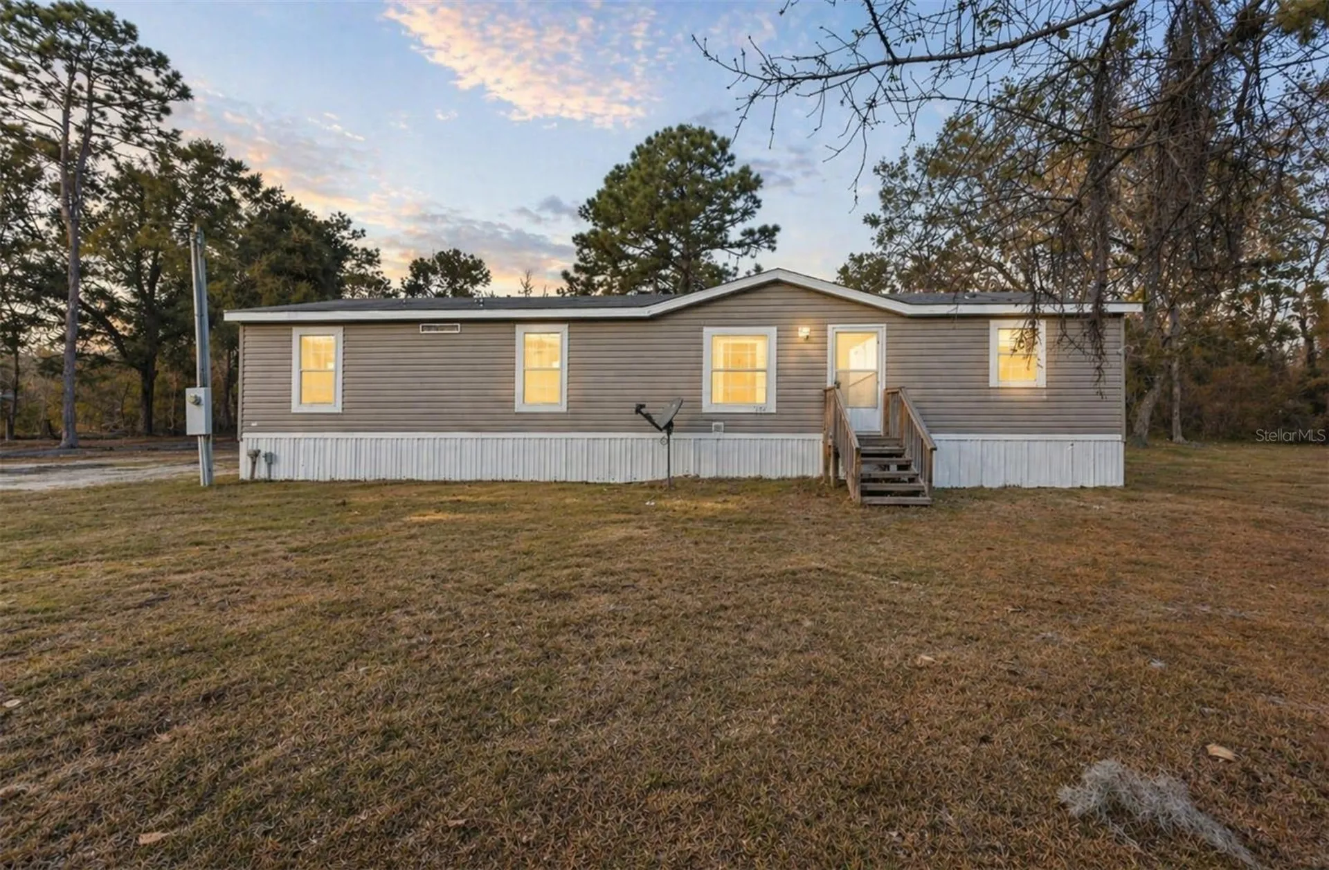 1910 NE 155th Court Williston FL 32696