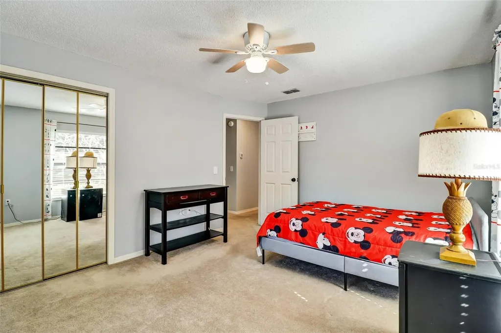 4318 Woodtree Lane Orlando FL 32835